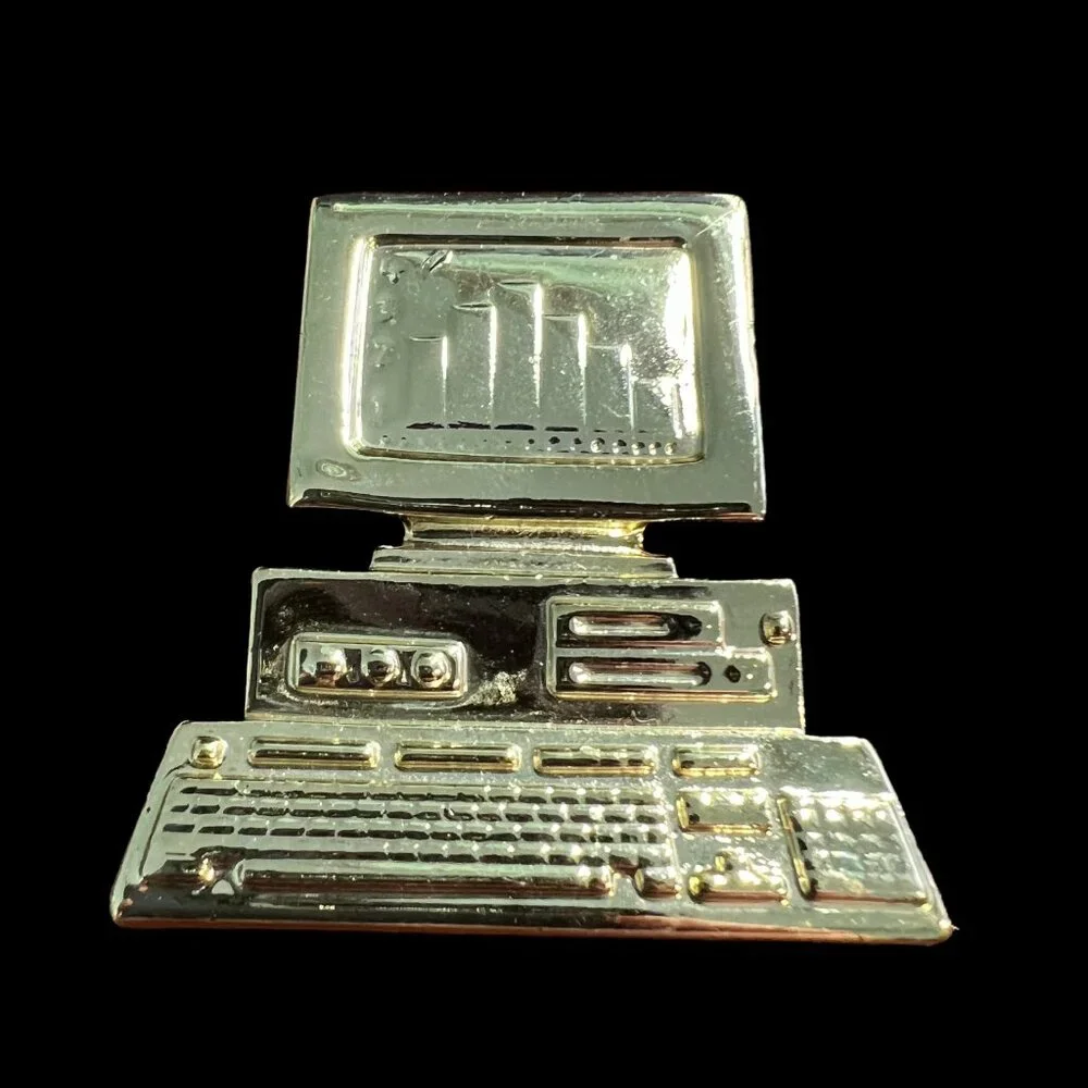 AJC Desktop Computer‎ Brooch Gold Toned Nostalgic Vintage Lapel Pin